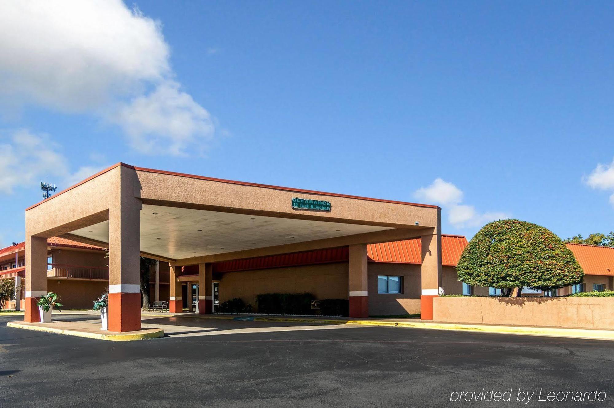 Texas Inn & Suites Denton Zewnętrze zdjęcie