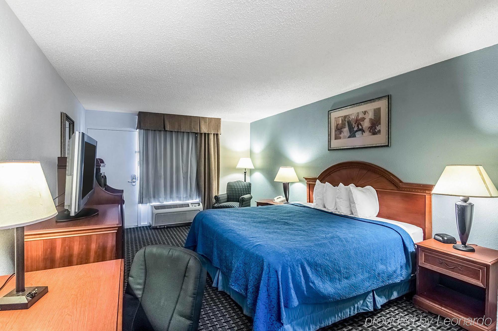 Texas Inn & Suites Denton Zewnętrze zdjęcie