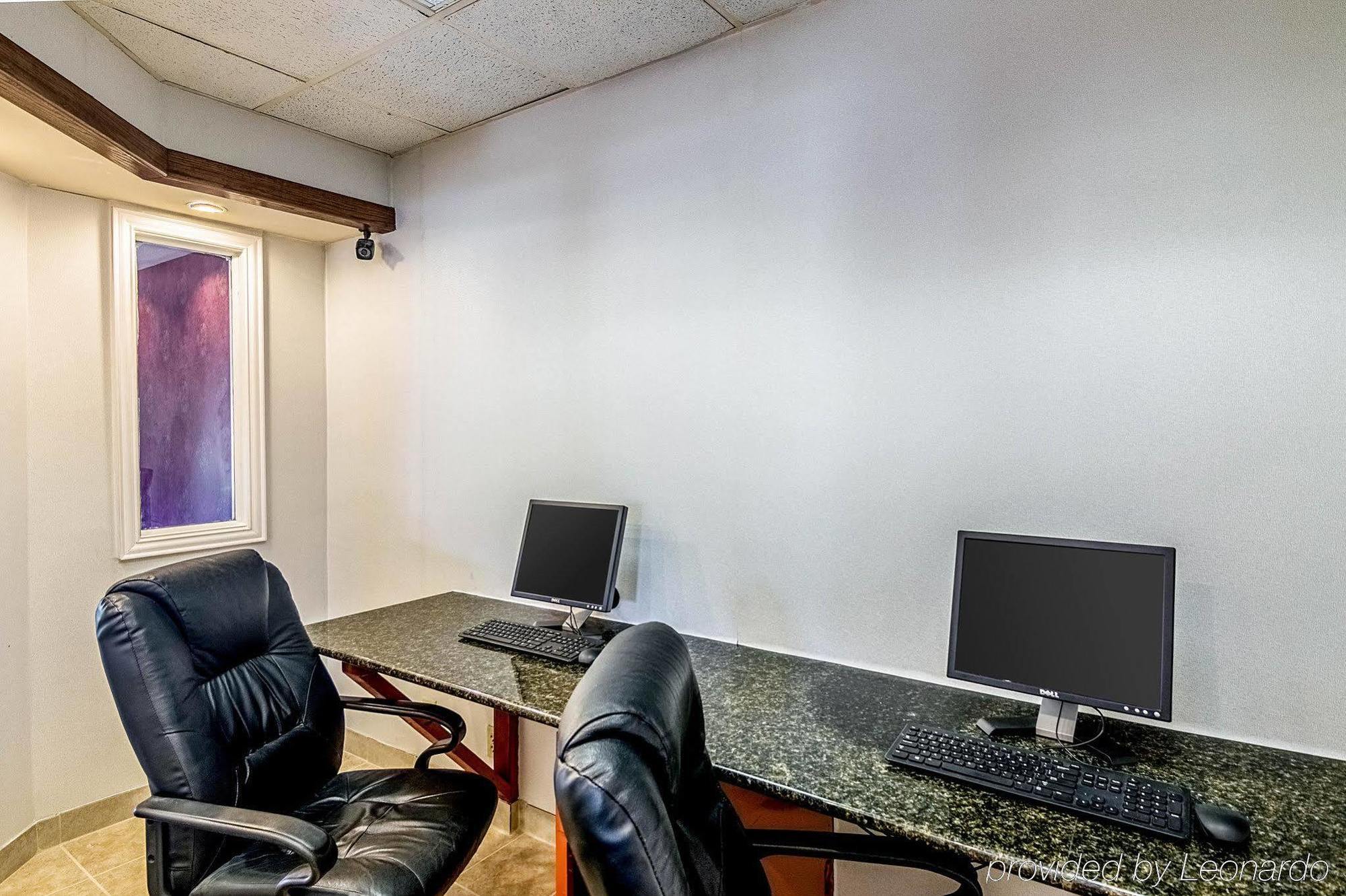 Texas Inn & Suites Denton Zewnętrze zdjęcie