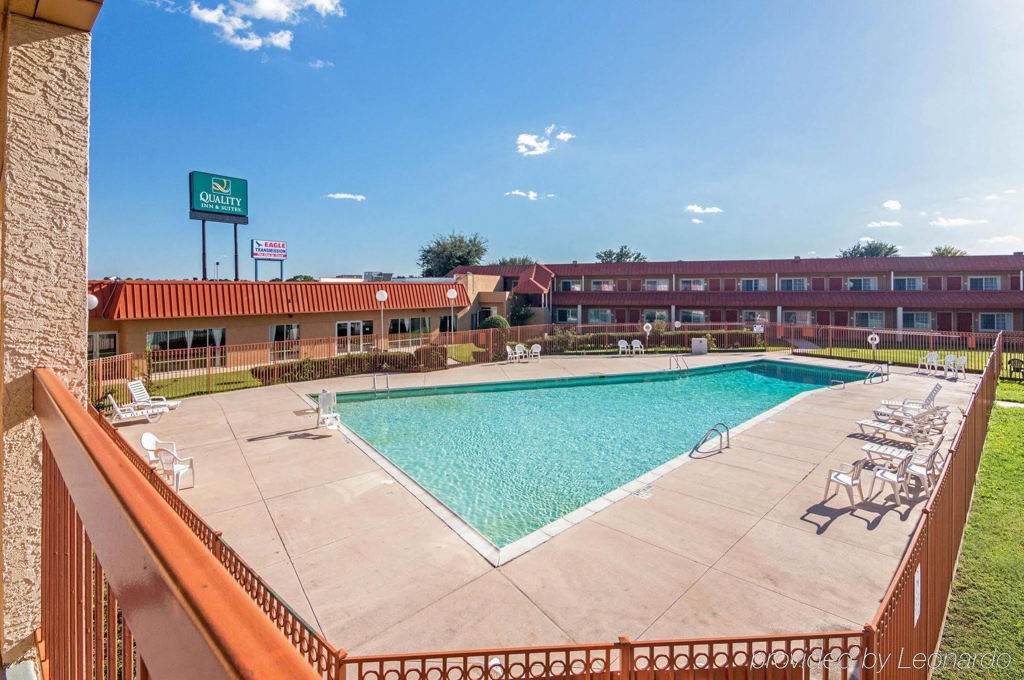 Texas Inn & Suites Denton Zewnętrze zdjęcie